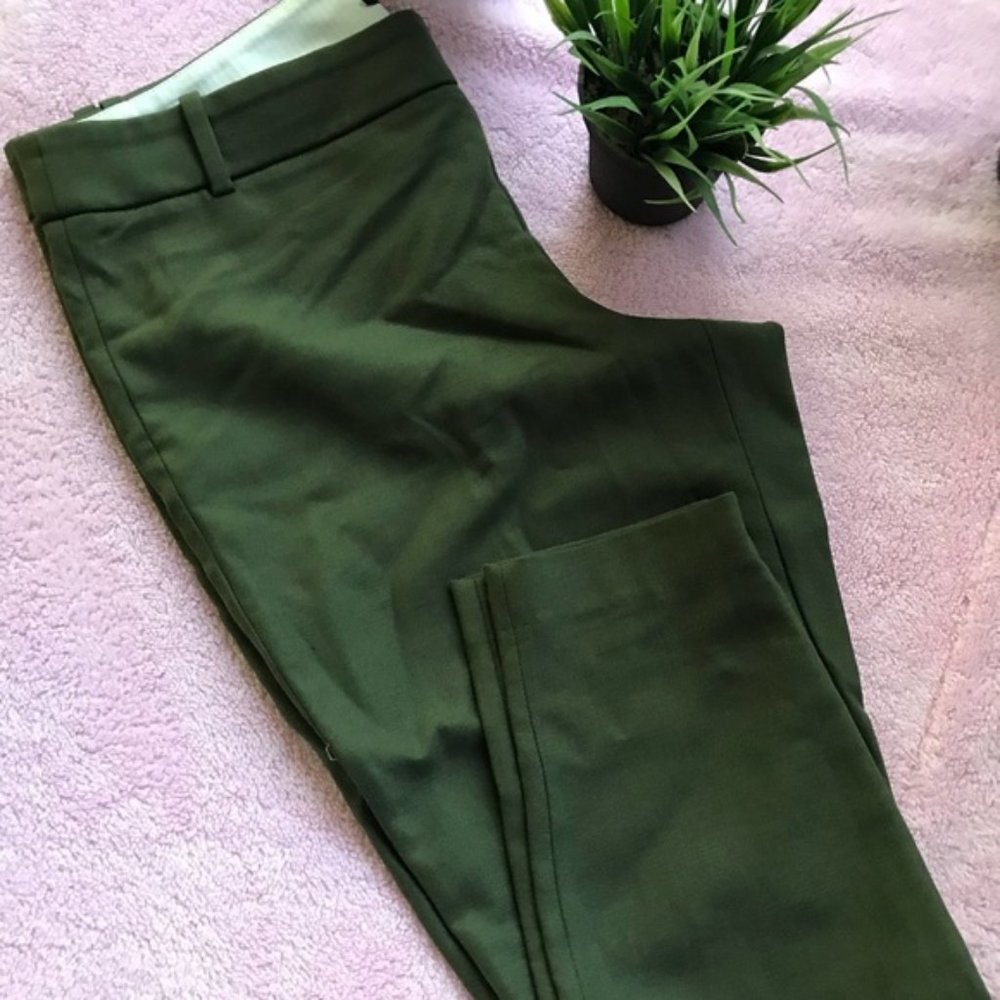 Jcrew Minnie olive color